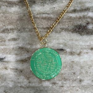 Louis Vuitton live listing item